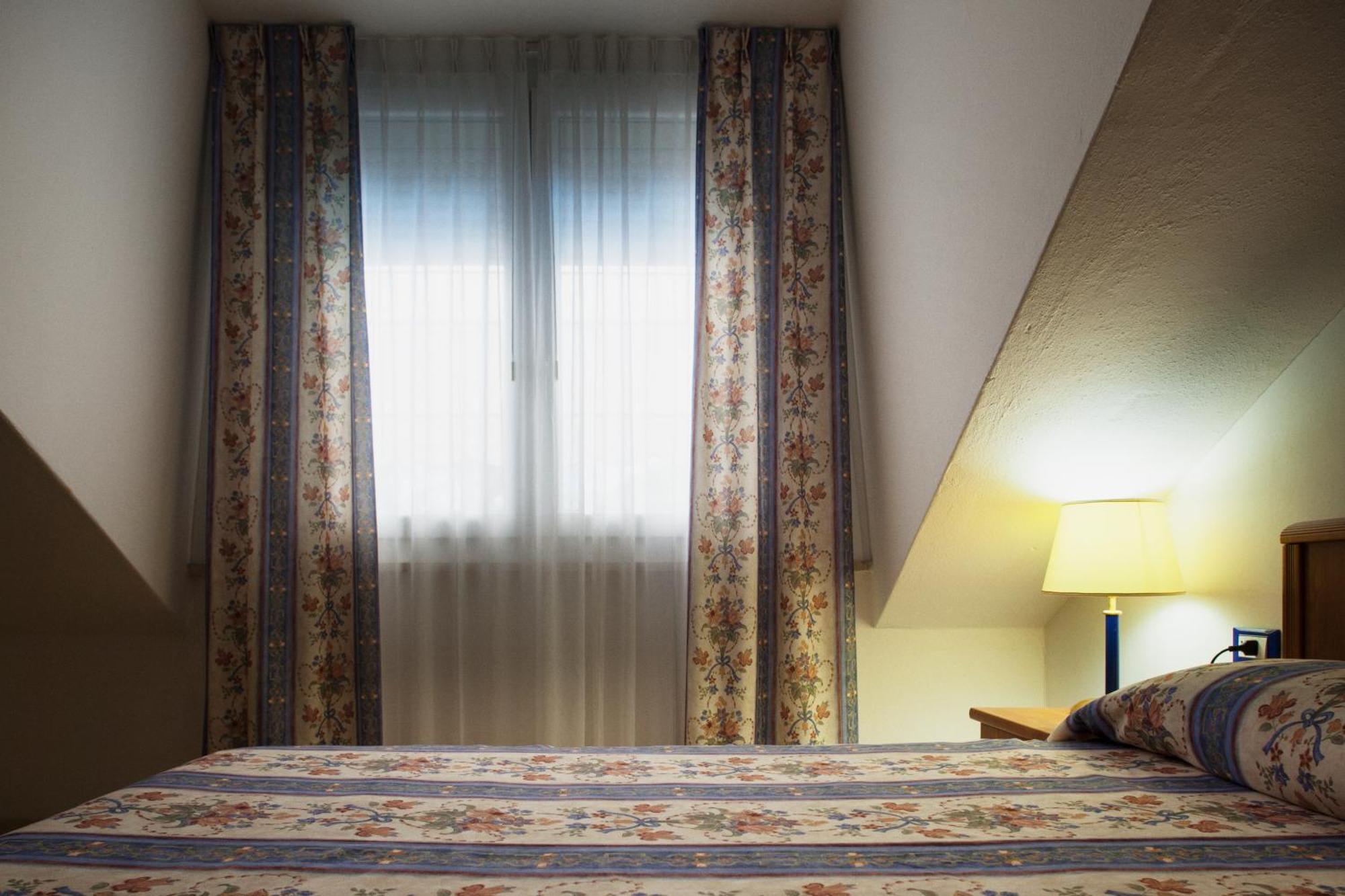Hotel Caracas ลินญาโน ซับเบียโดโร ภายนอก รูปภาพ
